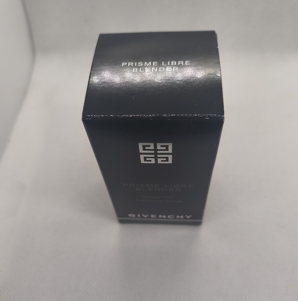Givenchy Prisme Libre Blender/Face Sponge